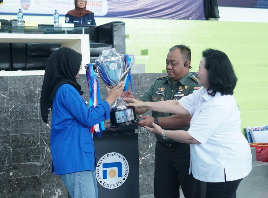 Piala dan Podium 